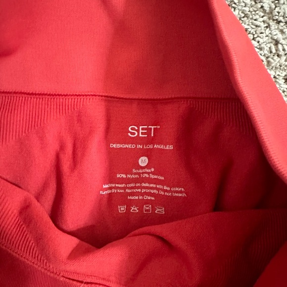 Set Active Set - Picture 4 of 5